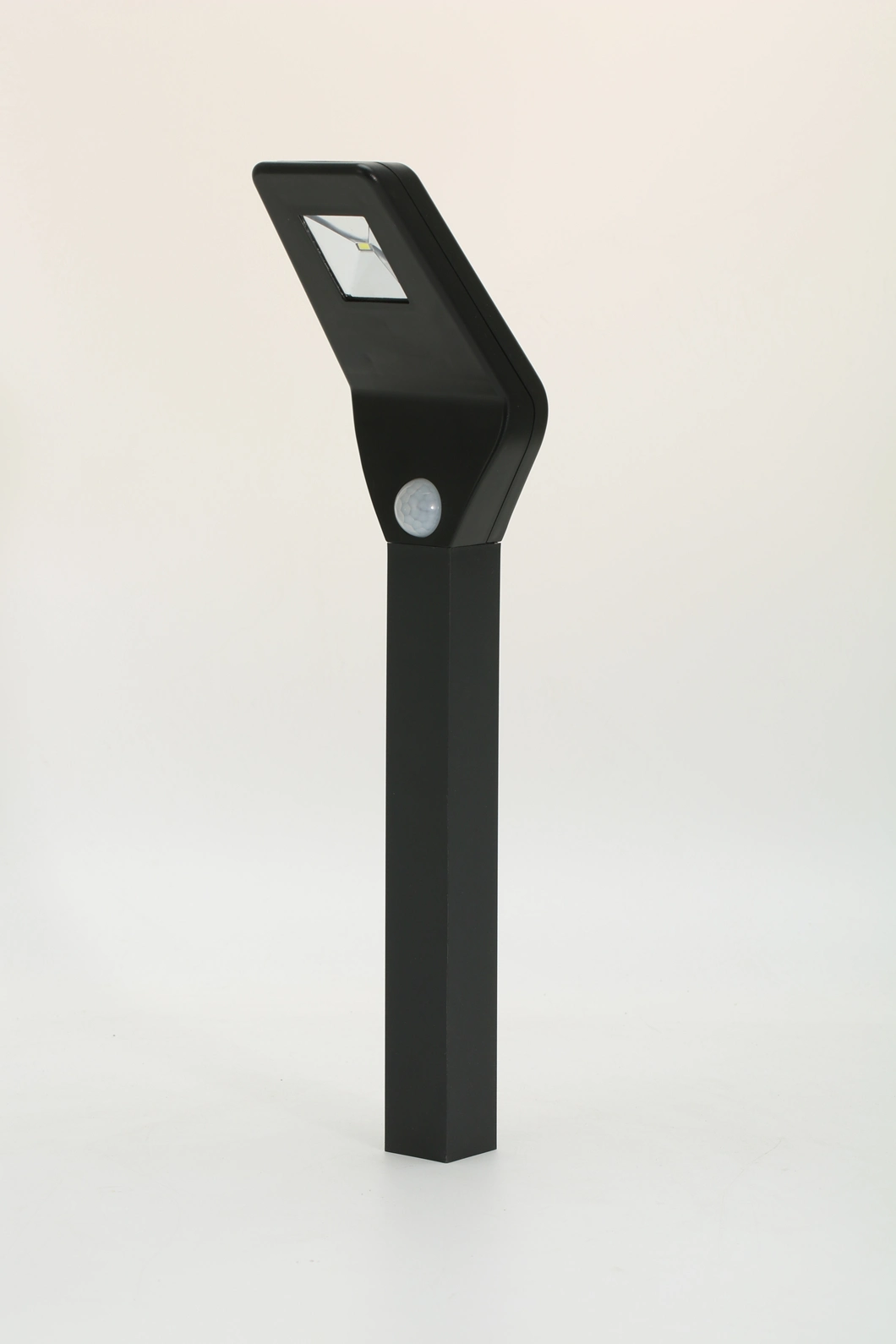 Solar Powered Pathway Security Light with PIR Motion Sensor